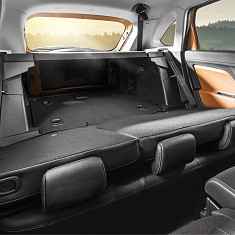 Фото LADA XRAY Cross: интерьер и экстерьер автомобиля