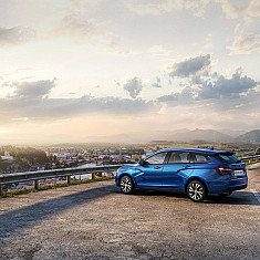 Фото LADA Vesta SW: интерьер и экстерьер автомобиля