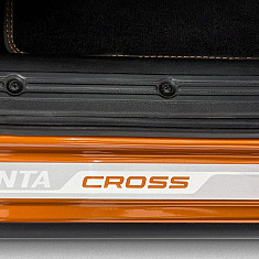 Фото LADA Granta Cross: интерьер и экстерьер автомобиля