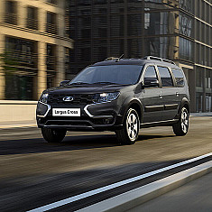 Фото LADA Largus Cross: интерьер и экстерьер автомобиля