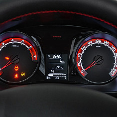 Фото LADA Granta Drive Active: интерьер и экстерьер автомобиля