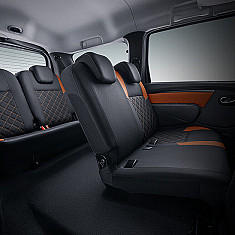 Фото LADA Largus Cross: интерьер и экстерьер автомобиля