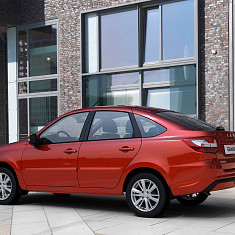 Фото LADA Granta лифтбек: интерьер и экстерьер автомобиля