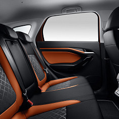 Фото LADA Vesta SW Cross: интерьер и экстерьер автомобиля