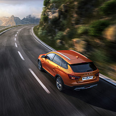 Фото LADA Vesta SW Cross: интерьер и экстерьер автомобиля