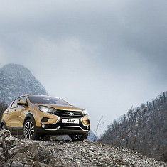 Фото LADA XRAY Cross: интерьер и экстерьер автомобиля