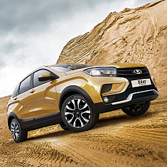 Фото LADA XRAY Cross: интерьер и экстерьер автомобиля